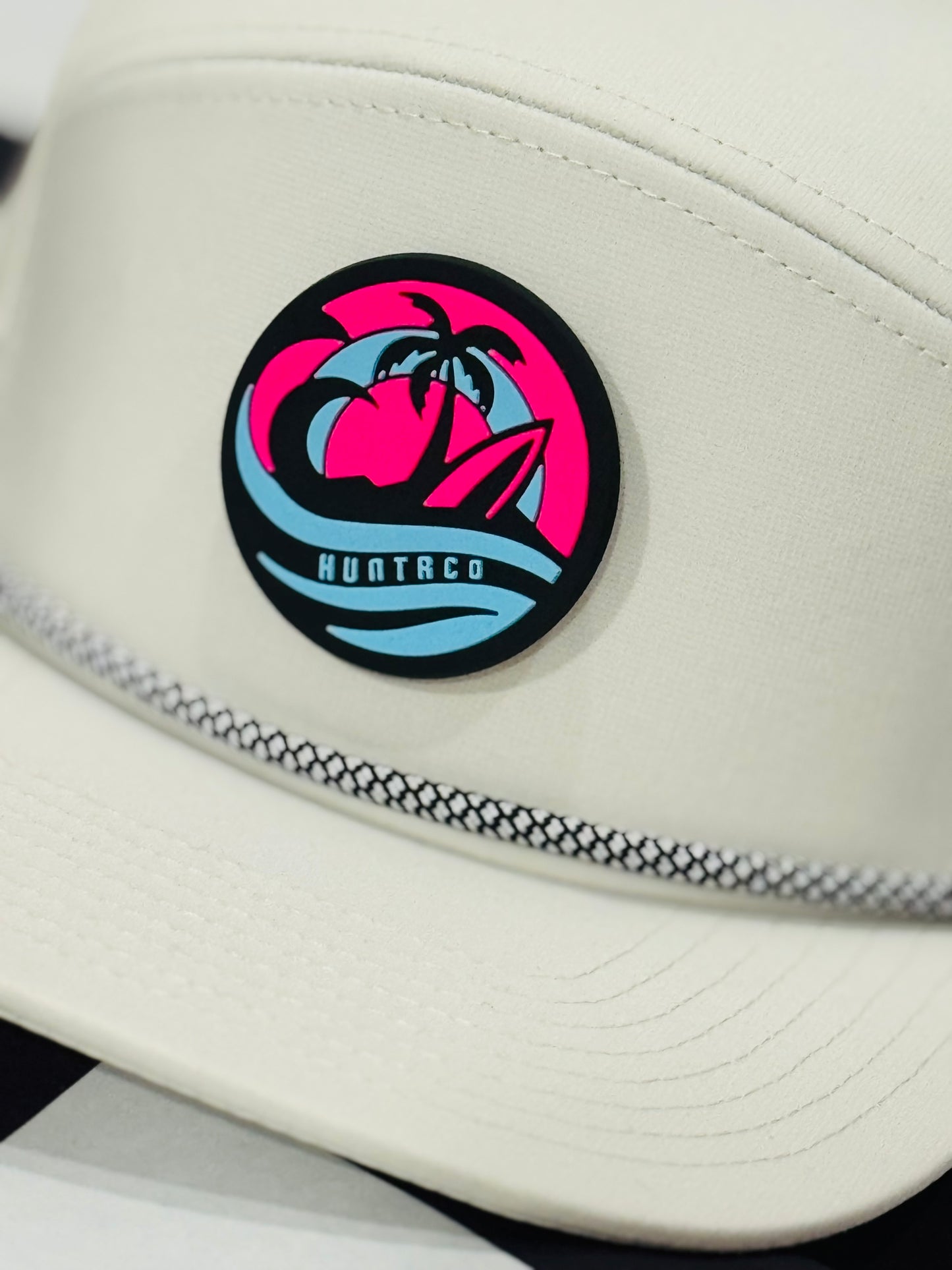 PRE-ORDER HUNTRCO Signature SnapBack