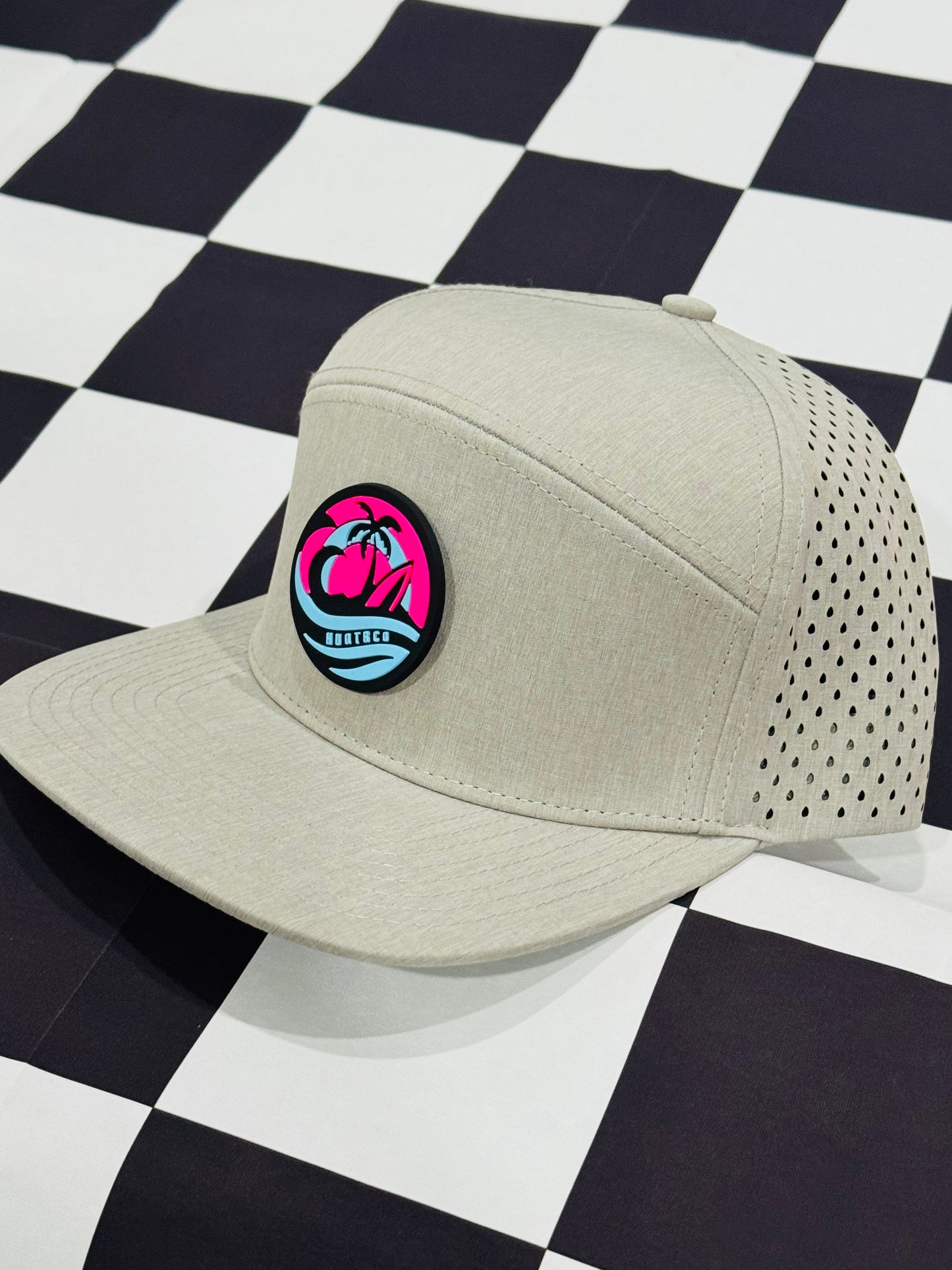 PRE-ORDER HUNTRCO Signature SnapBack