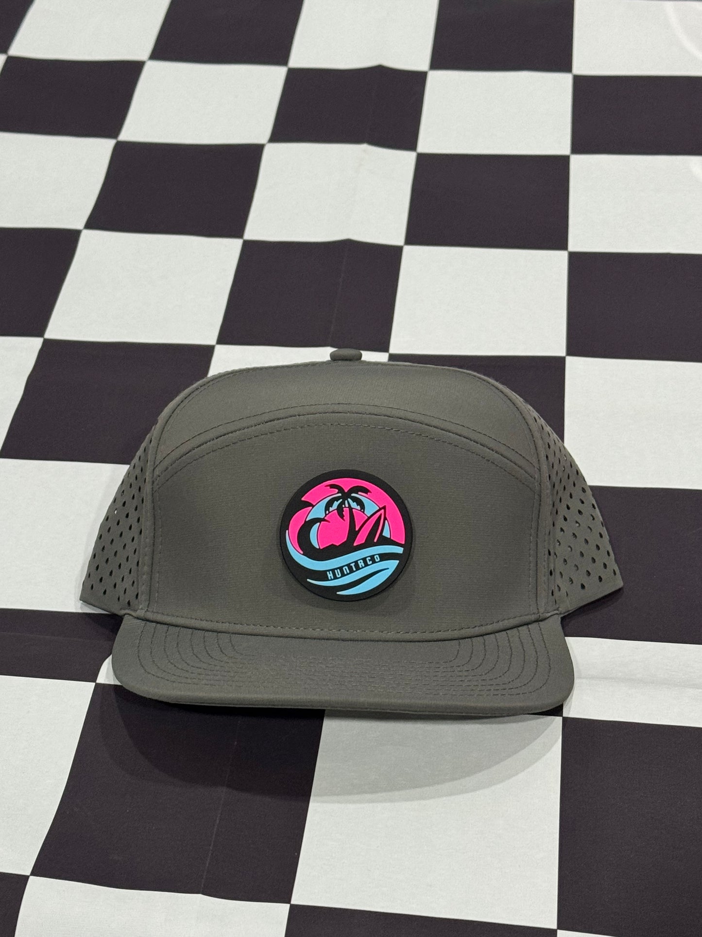 PRE-ORDER HUNTRCO Signature SnapBack