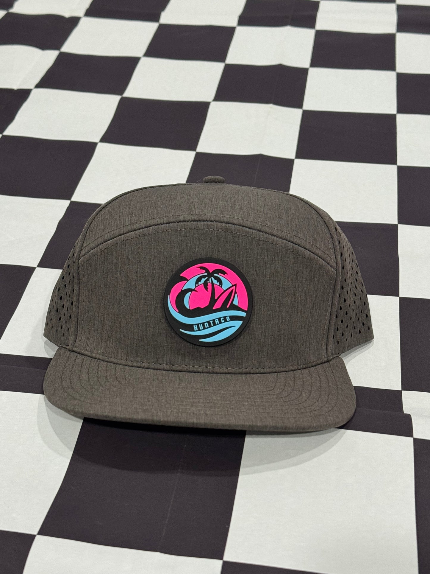 PRE-ORDER HUNTRCO Signature SnapBack