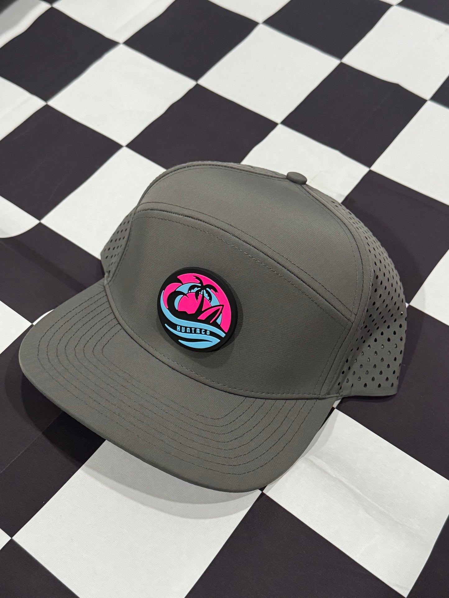 PRE-ORDER HUNTRCO Signature SnapBack