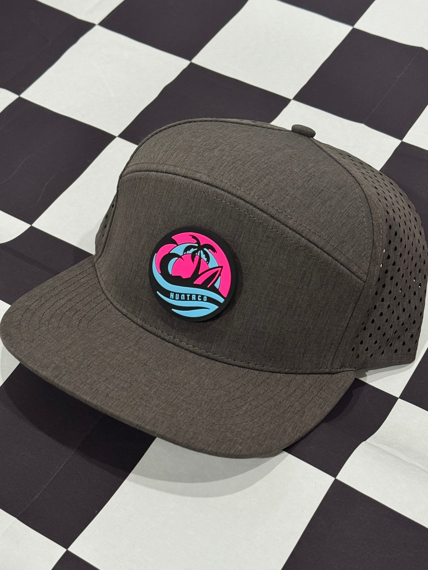 PRE-ORDER HUNTRCO Signature SnapBack