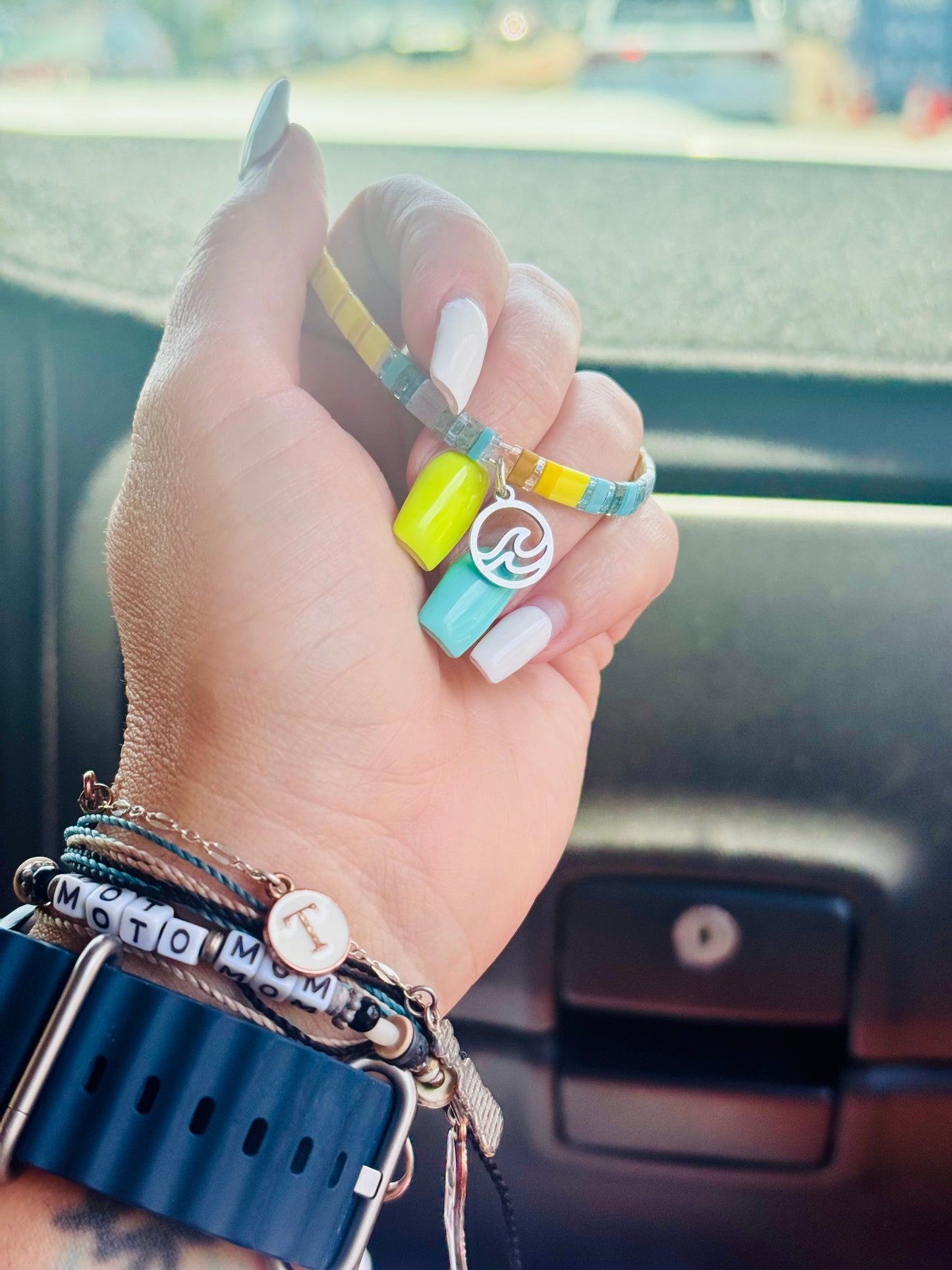 HUNTRCO Wave Charms
